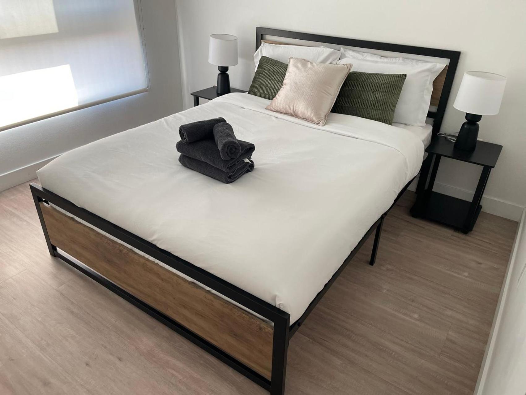 מלון לוס אנג'לס Chic Urban Retreat In Heart Of La, Steps From Attractions! מראה חיצוני תמונה