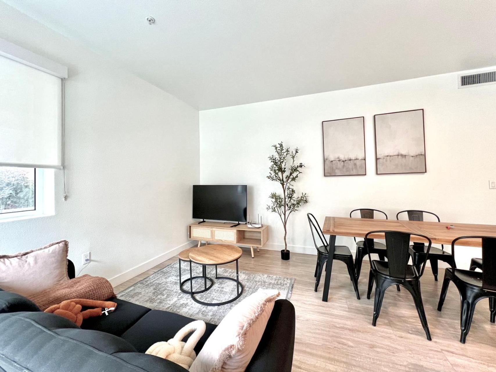 מלון לוס אנג'לס Chic Urban Retreat In Heart Of La, Steps From Attractions! מראה חיצוני תמונה